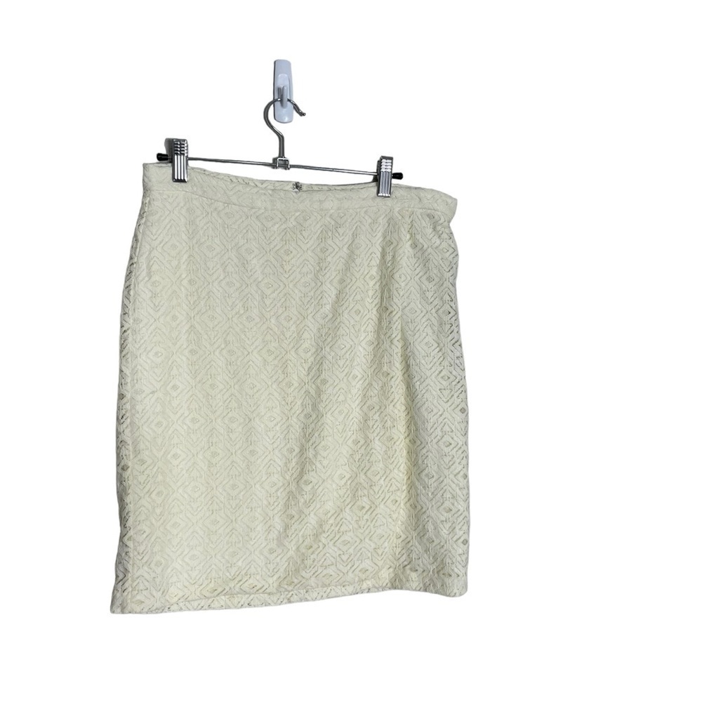 Barney’s New York NWT Cream Lace Skirt Medium